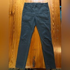 Cabi size 6 dark gray pants